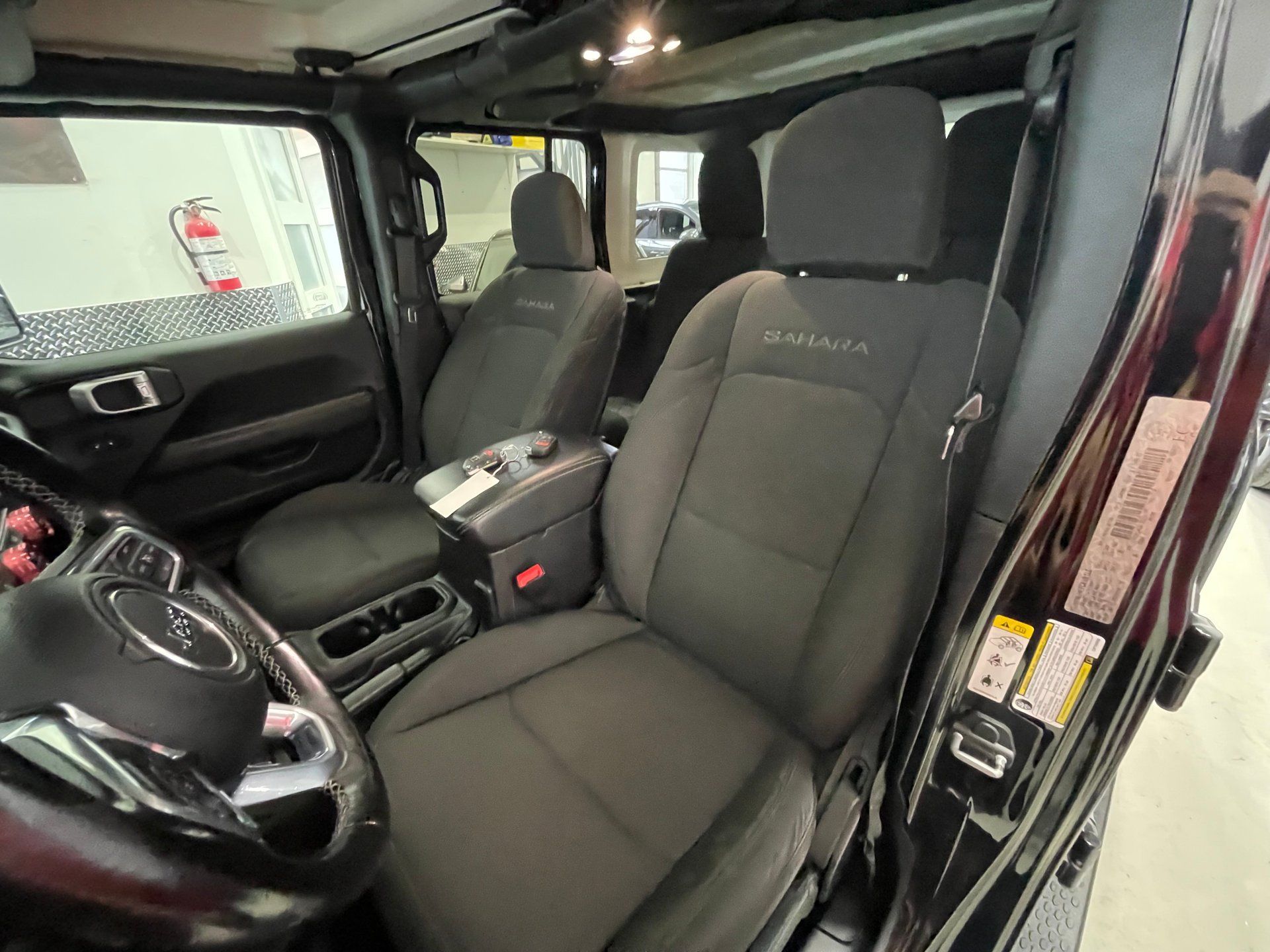 Jeep Wrangler 2020 - Image 42