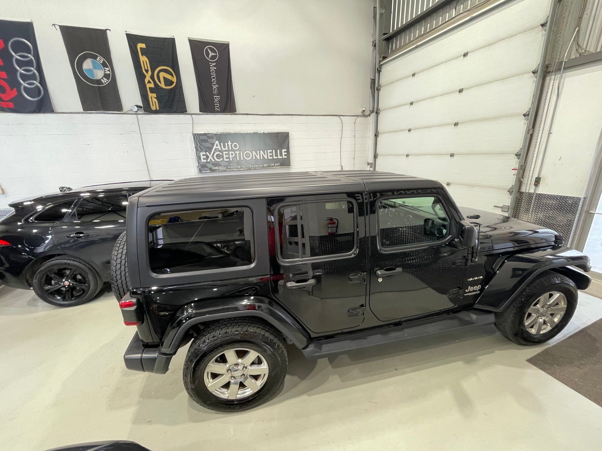 Jeep Wrangler 2020 - Image 10