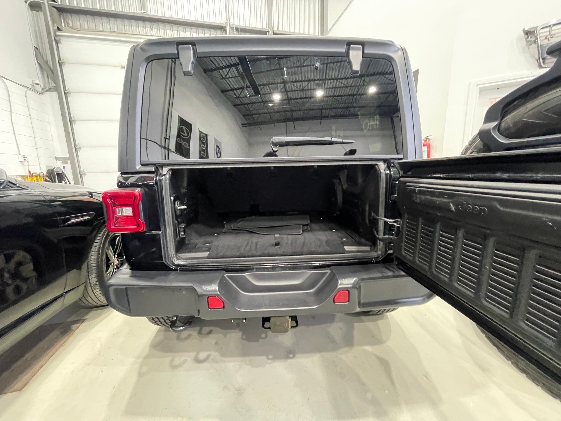 Jeep Wrangler 2020 - Image 25