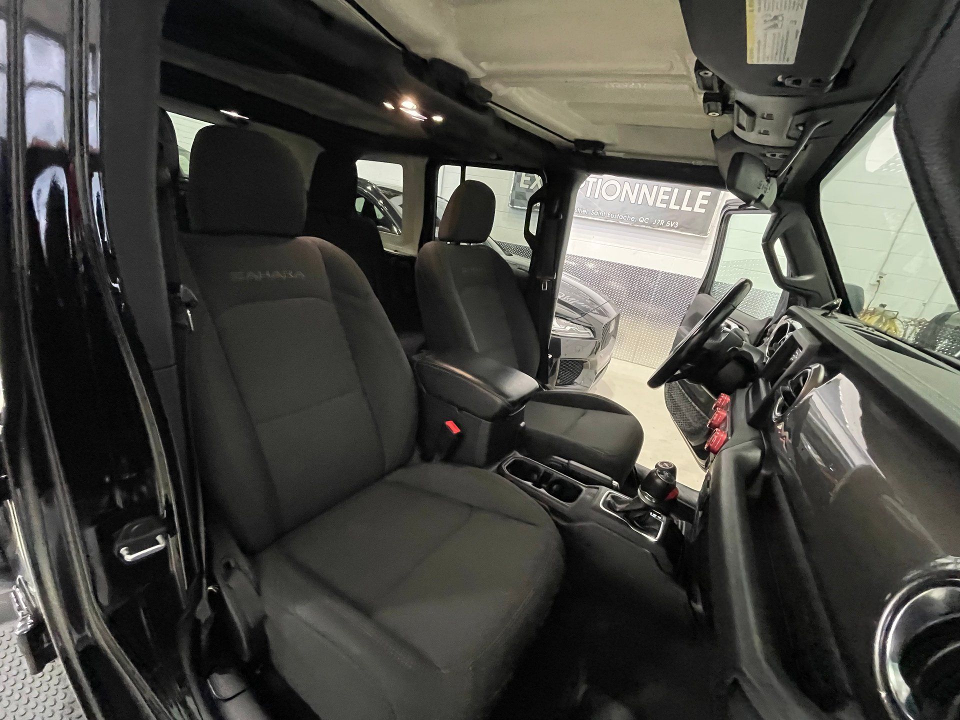 Jeep Wrangler 2020 - Image 27