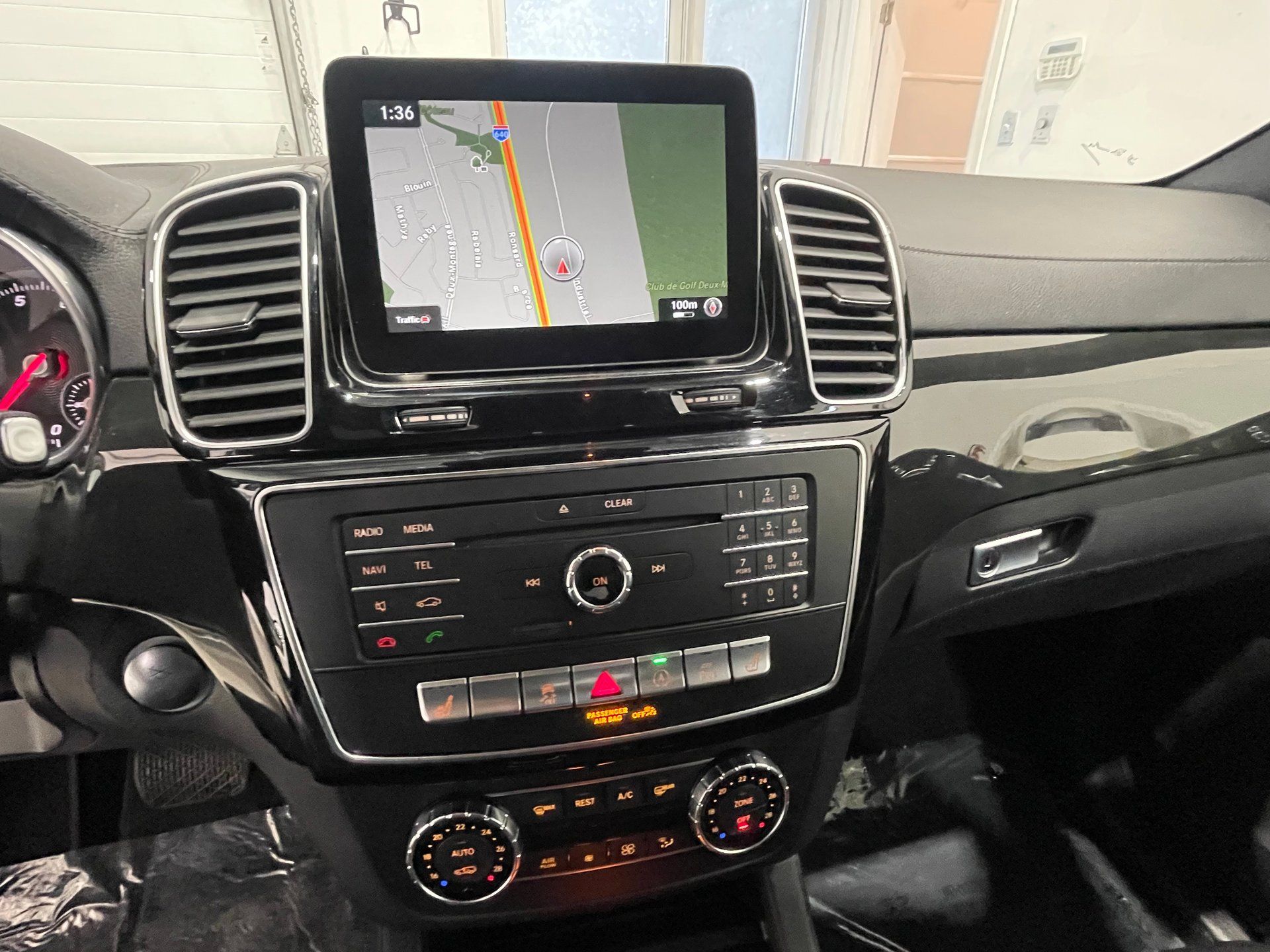 Mercedes-Benz GLE 550 2017 - Image 28