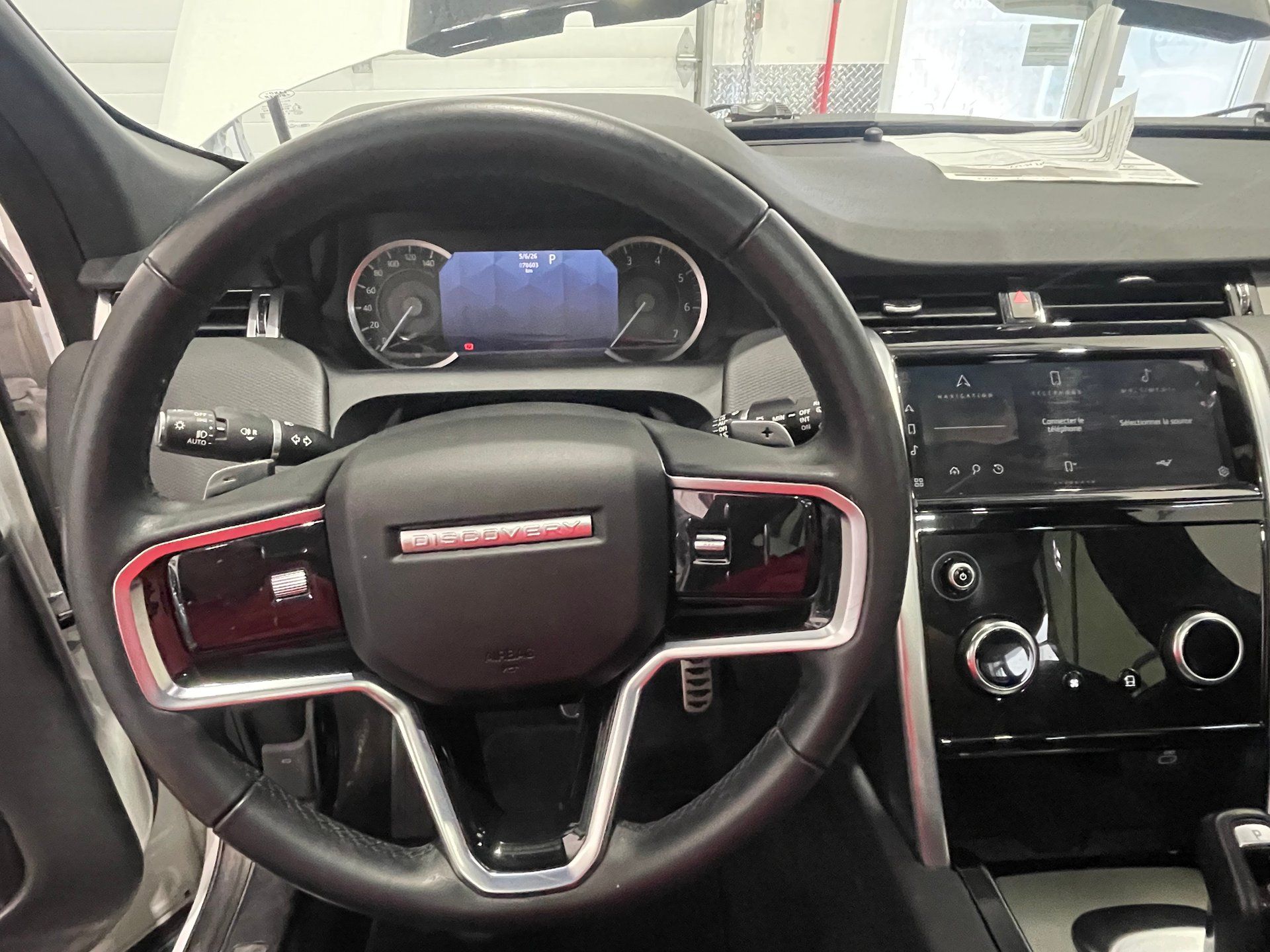 Land Rover Discovery Sport 2023 - Image 33