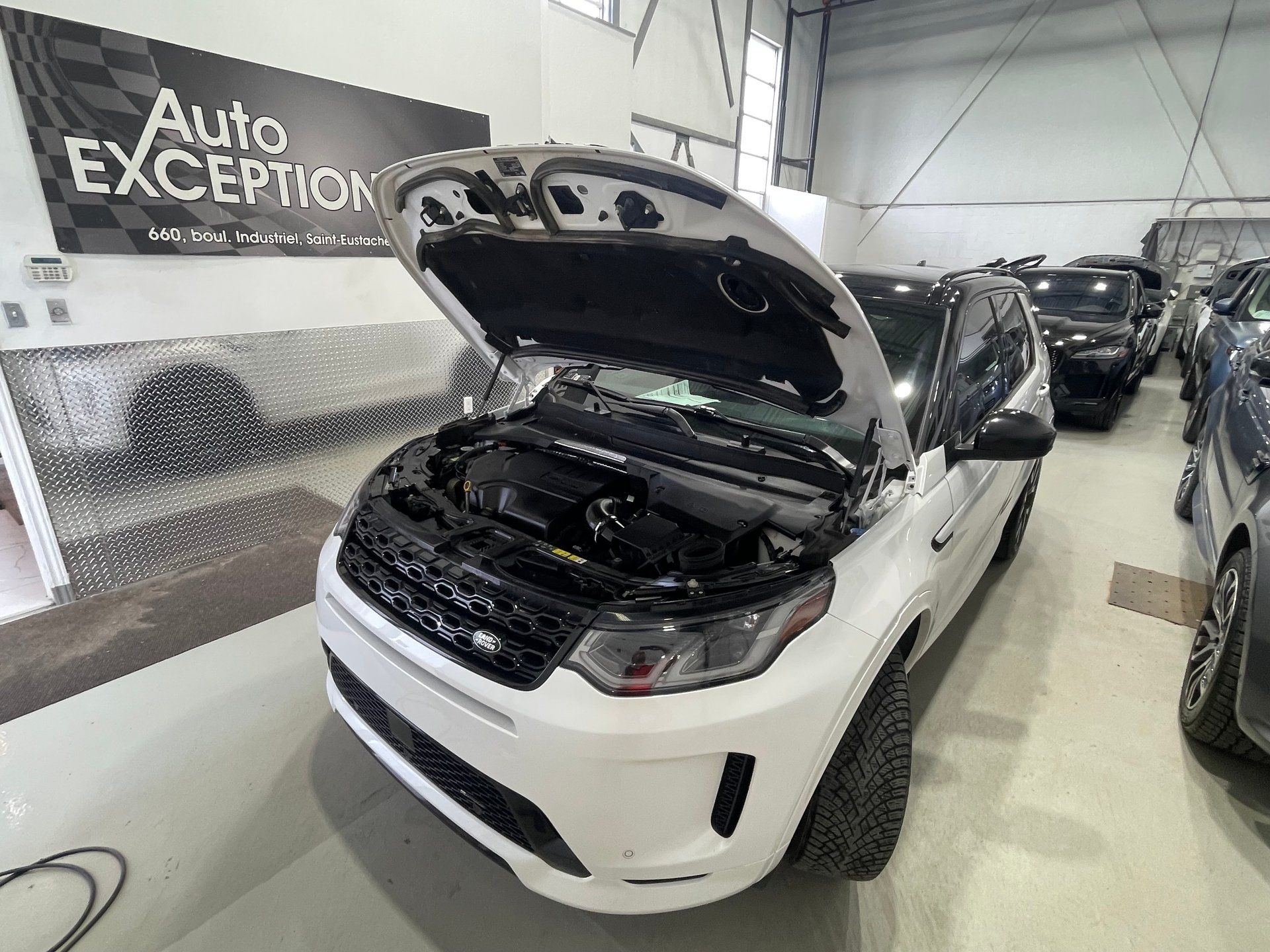 Land Rover Discovery Sport 2023 - Image 27
