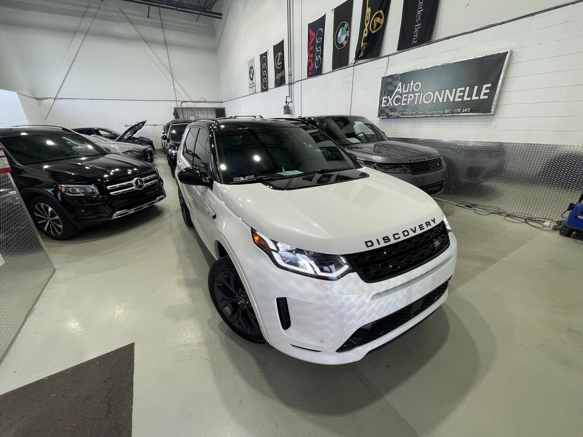 Land Rover Discovery Sport 2023 - Image 35