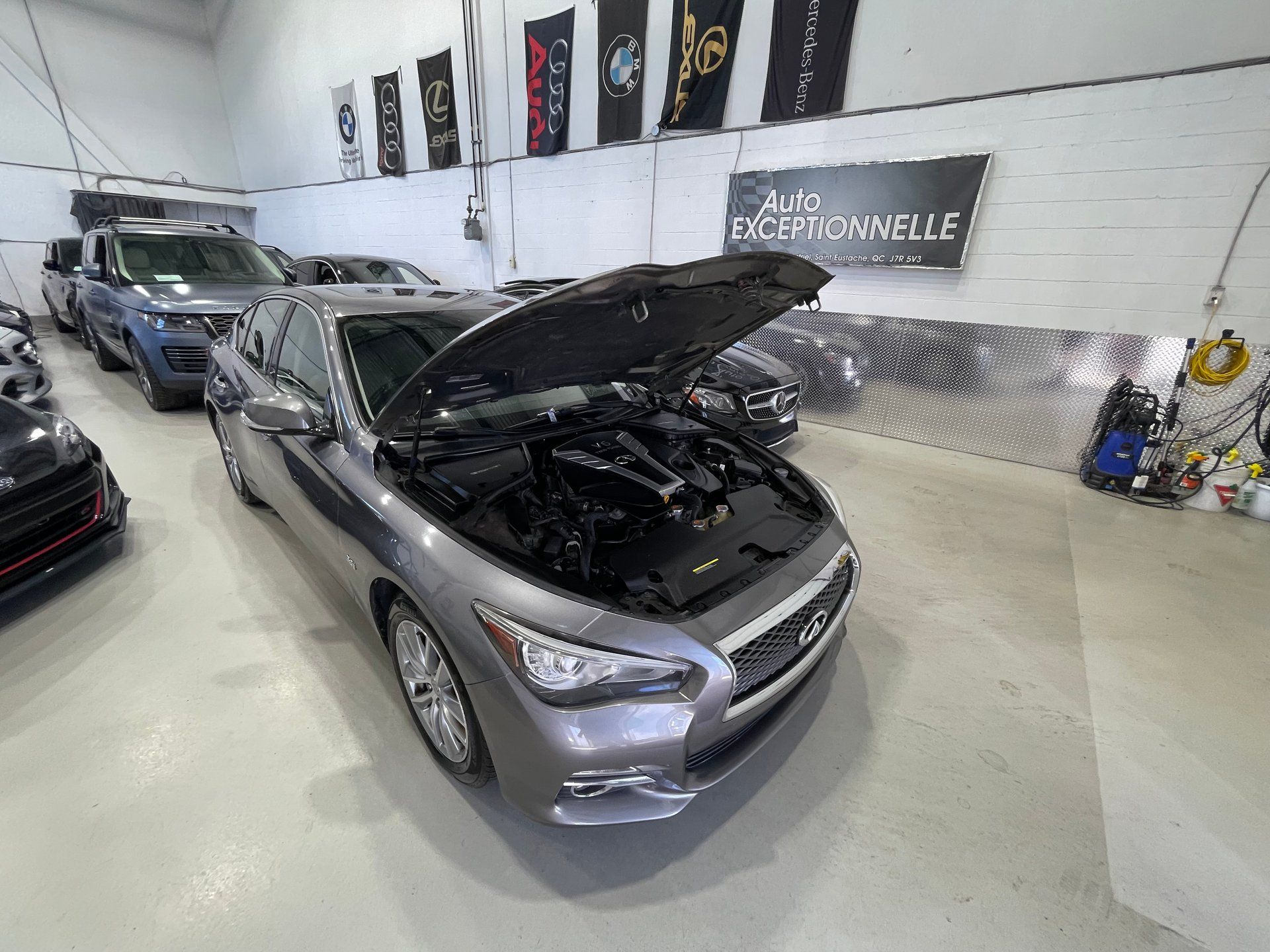INFINITI Q50 2017 - Image 33