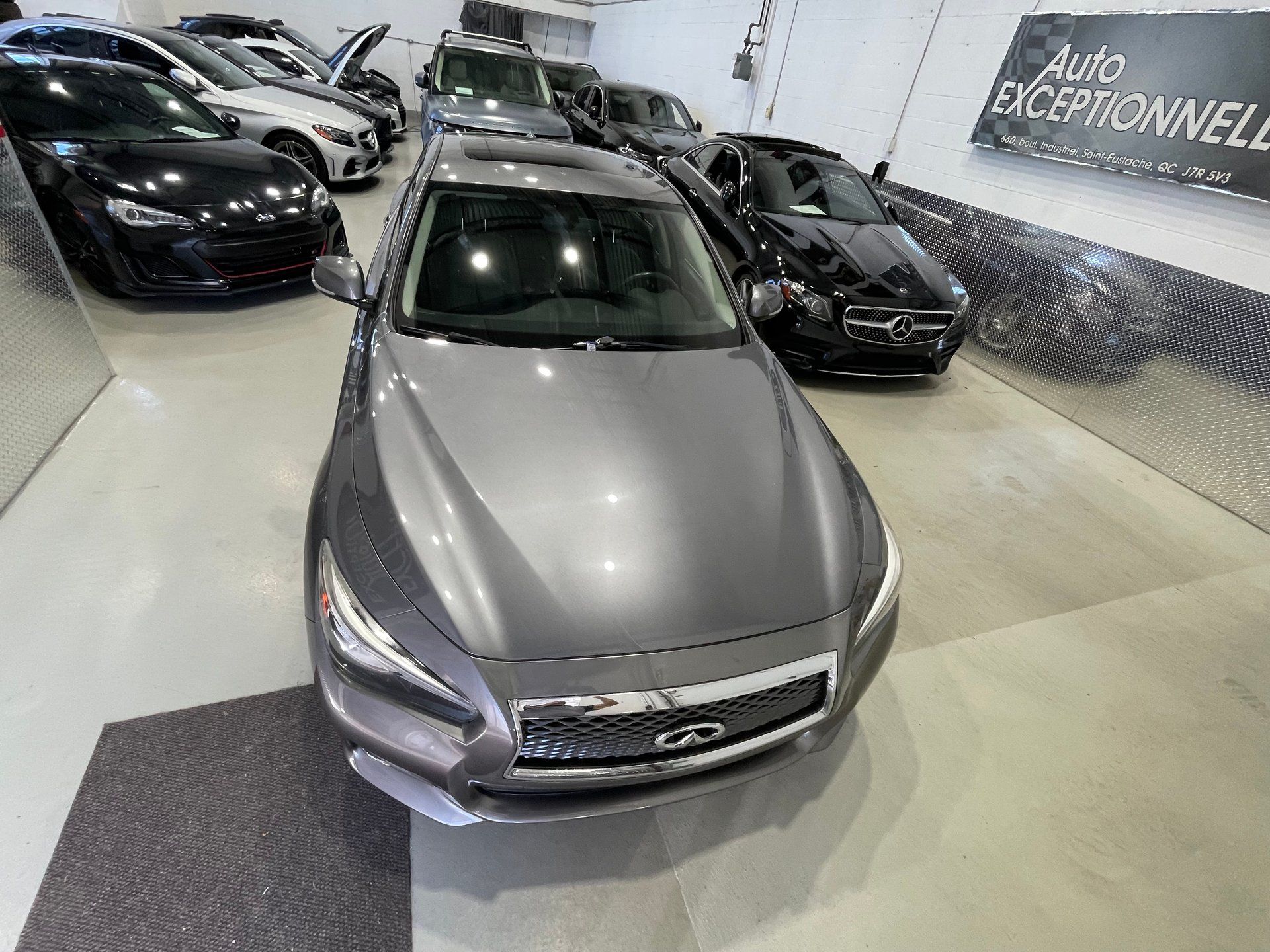 INFINITI Q50 2017 - Image 7