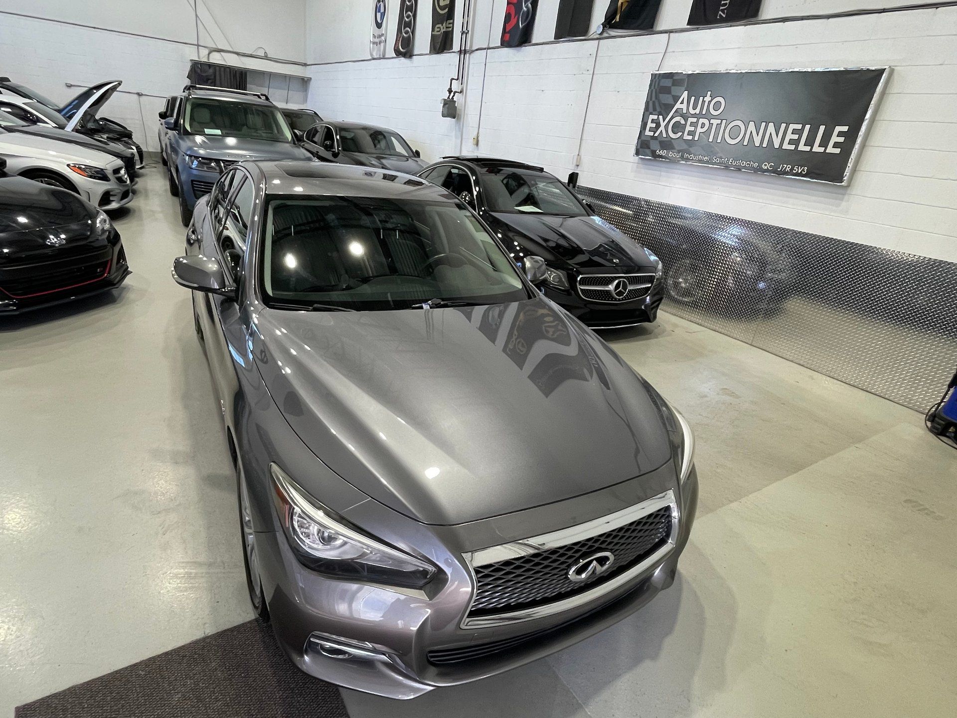 INFINITI Q50 2017 - Image 4