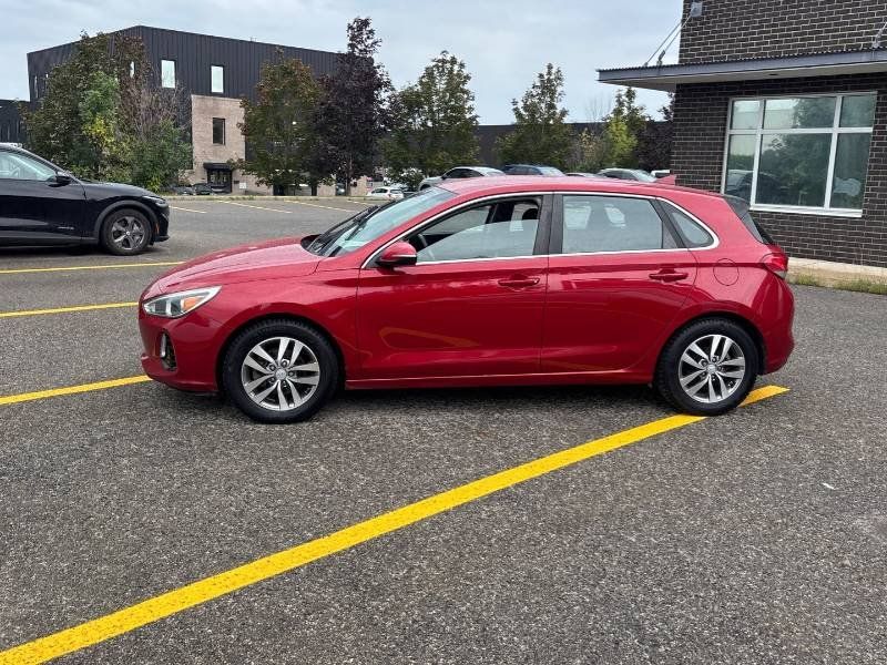 Hyundai Elantra GT 2019 - Image 6