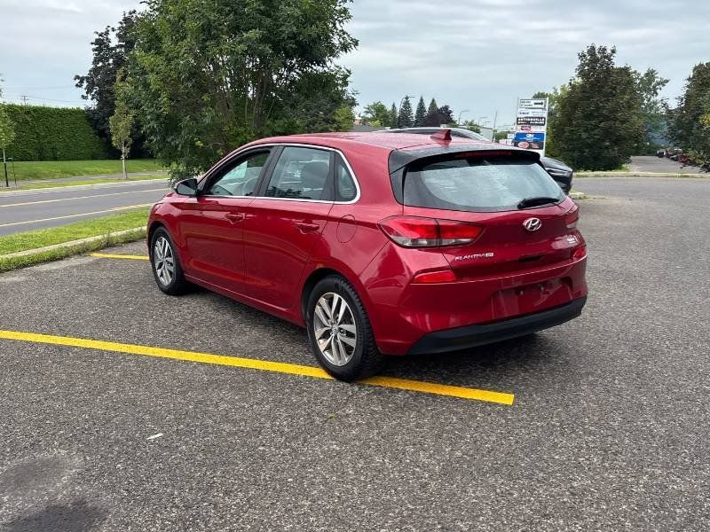 Hyundai Elantra GT 2019 - Image 8