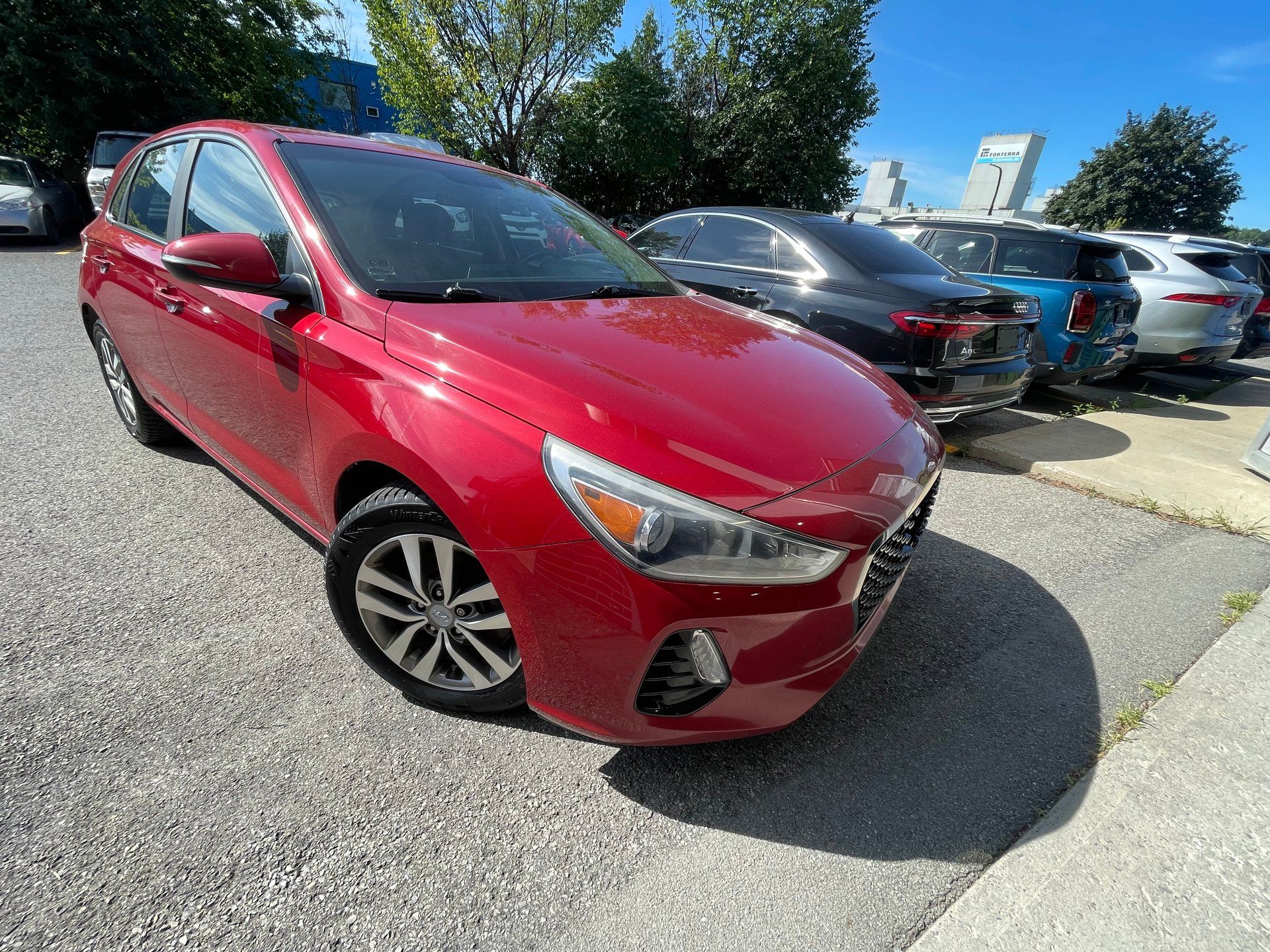 Hyundai Elantra GT 2019 - Image 3