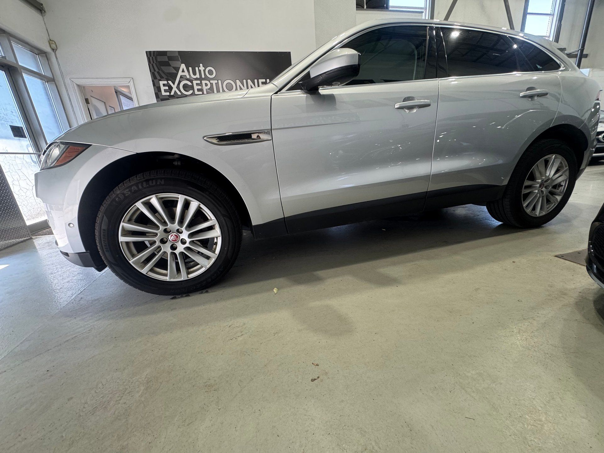 Jaguar F-PACE 2019 - Image 21