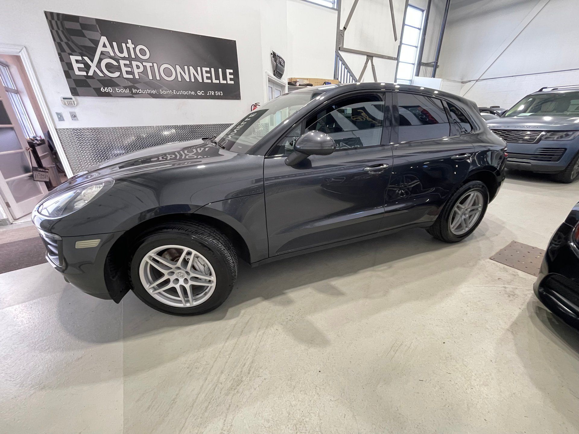 Porsche Macan 2017 - Image 9