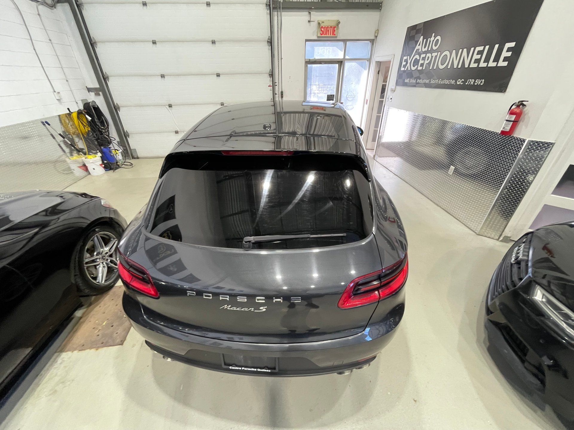 Porsche Macan 2017 - Image 13