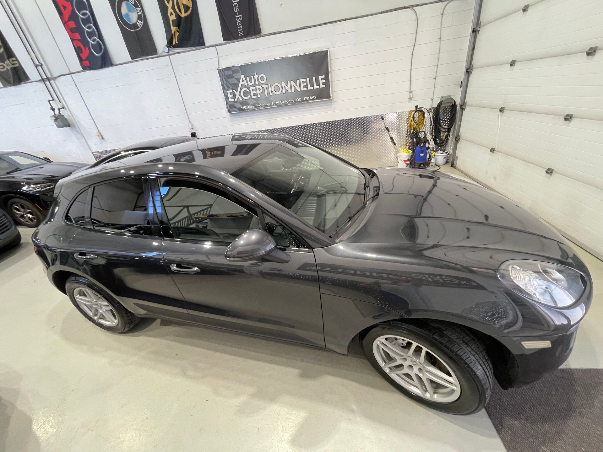 Porsche Macan 2017 - Image 20