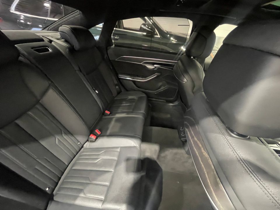 Audi A8 L 2021 - Image 28