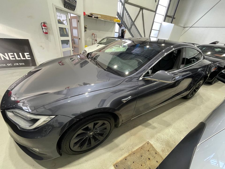 Tesla Model S 2018 - Image 8