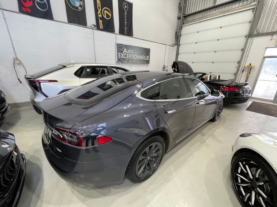 Tesla Model S 2018 - Image 20