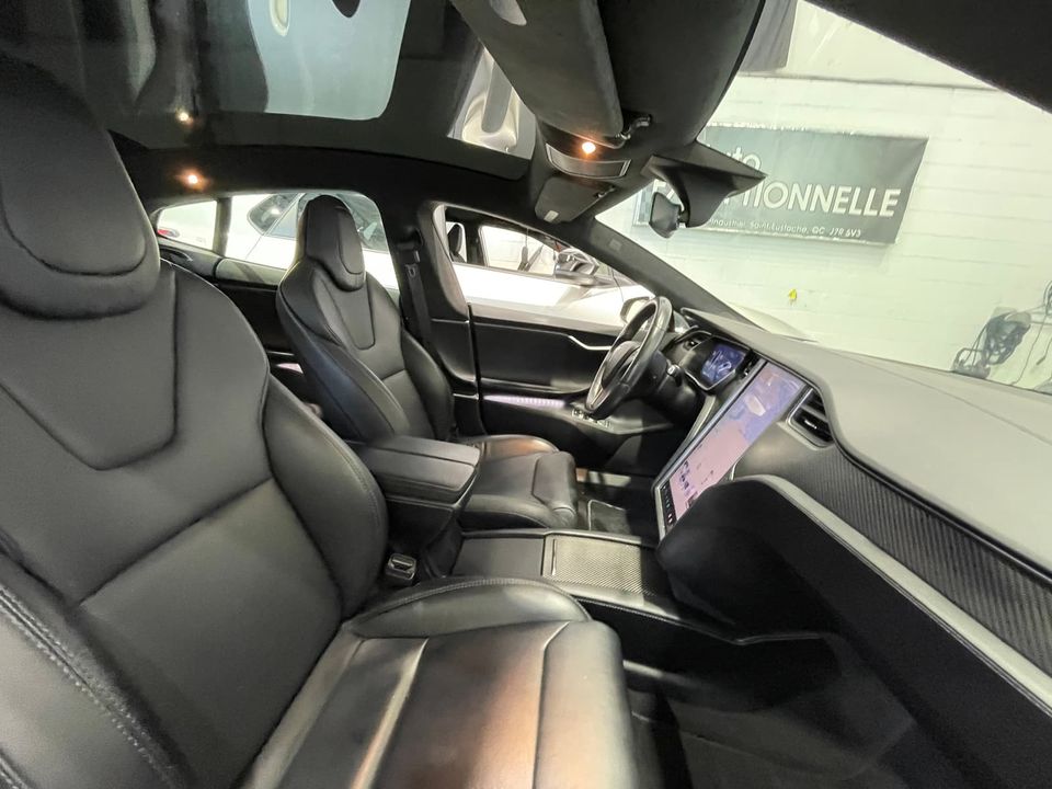Tesla Model S 2018 - Image 24