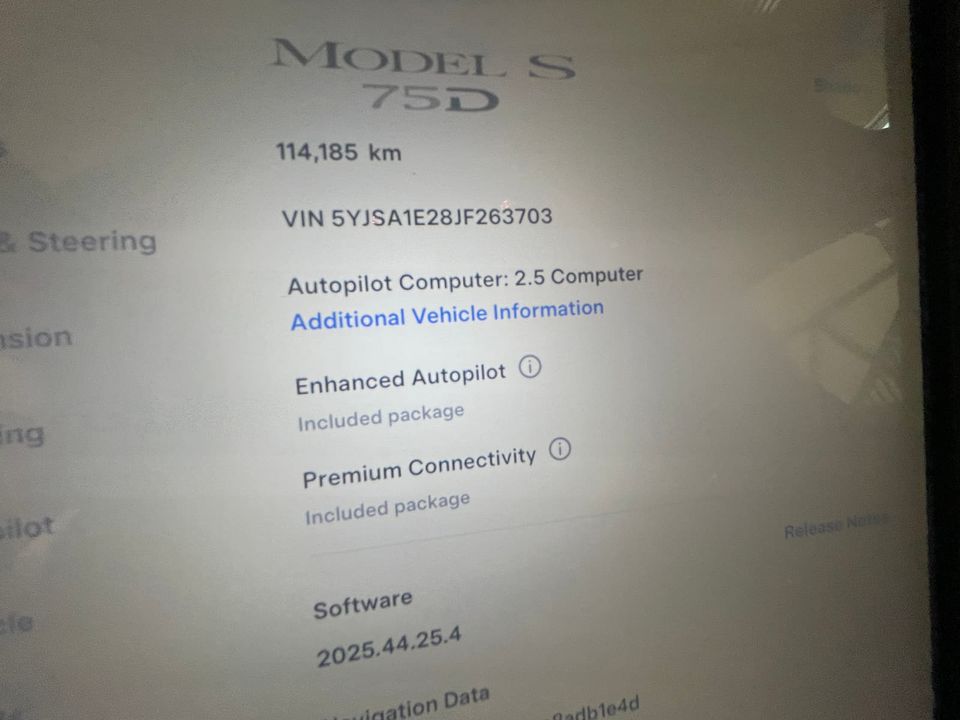 Tesla Model S 2018 - Image 27