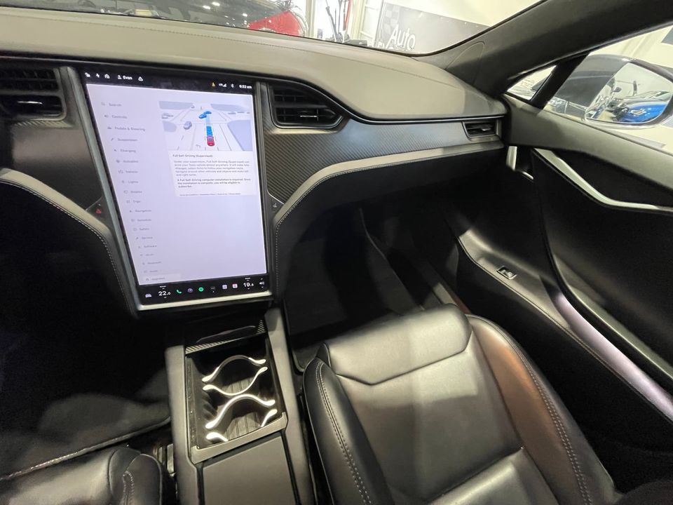 Tesla Model S 2018 - Image 33