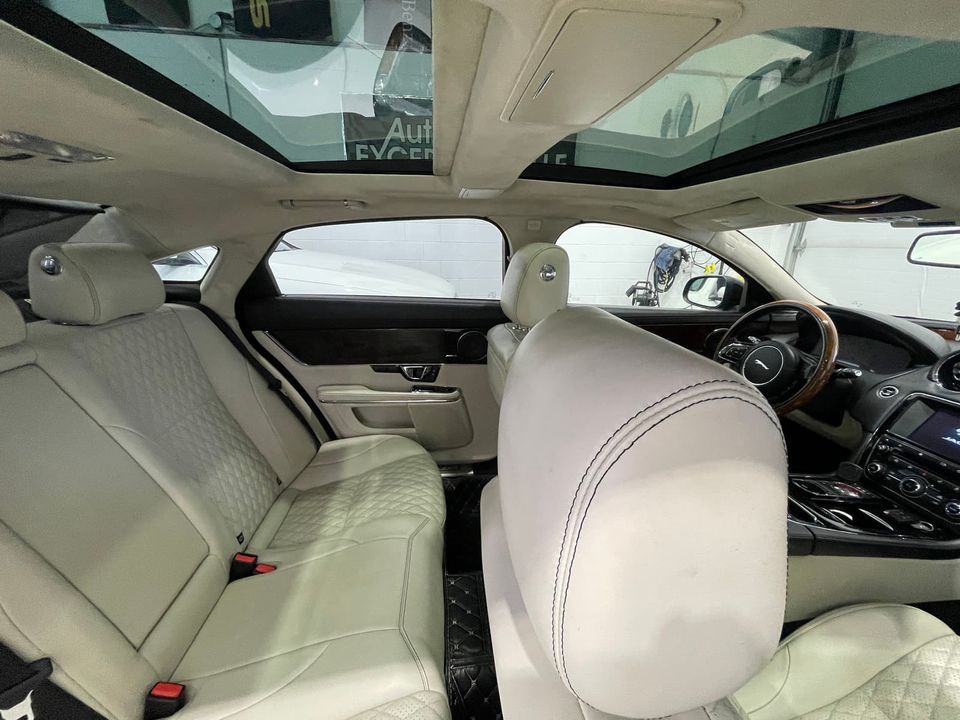 Jaguar XJL 2017 - Image 16