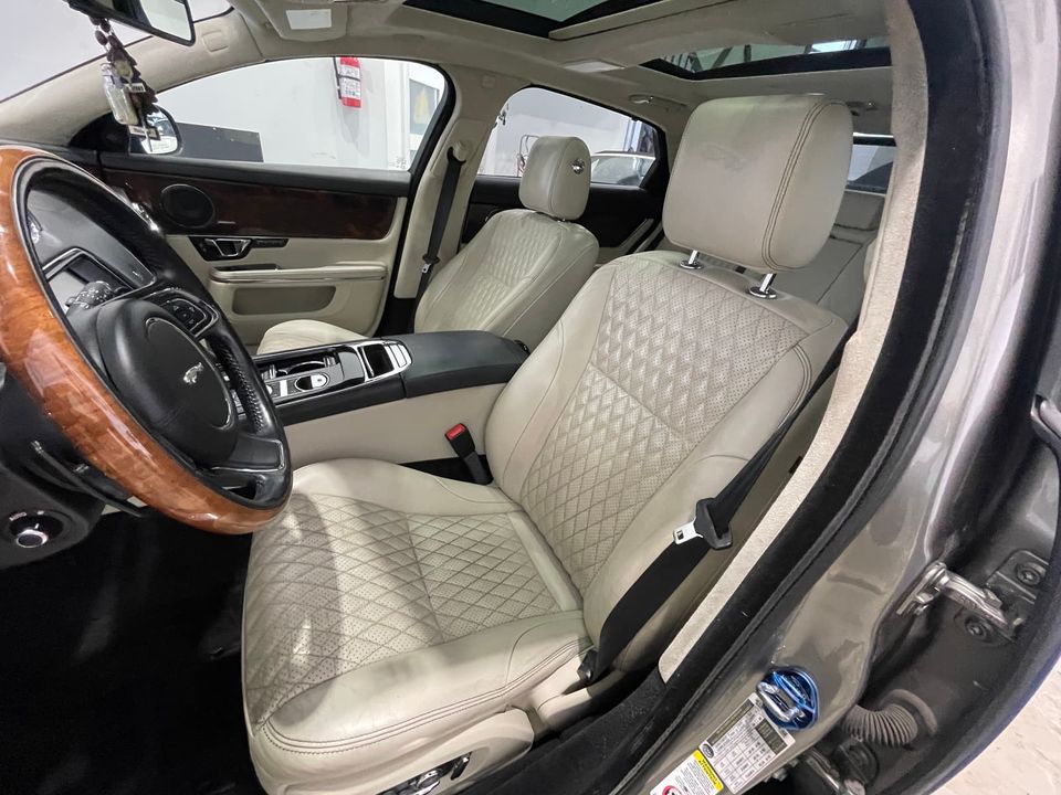 Jaguar XJL 2017 - Image 18