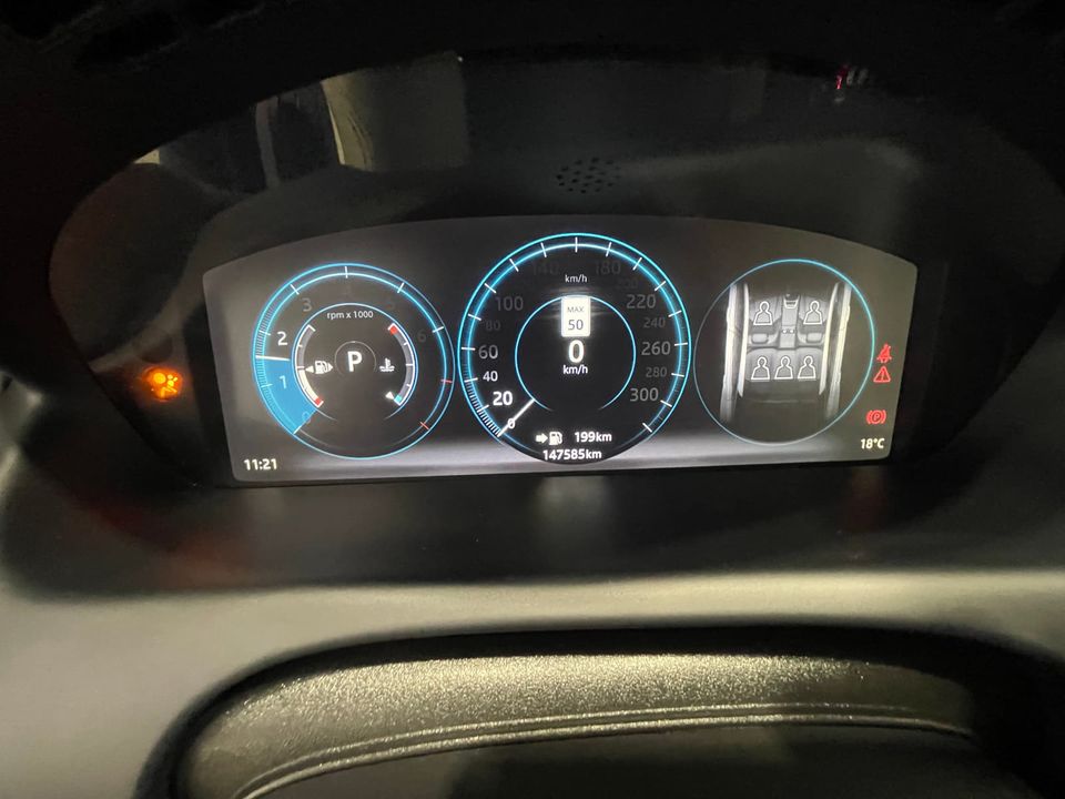 Jaguar XJL 2017 - Image 23