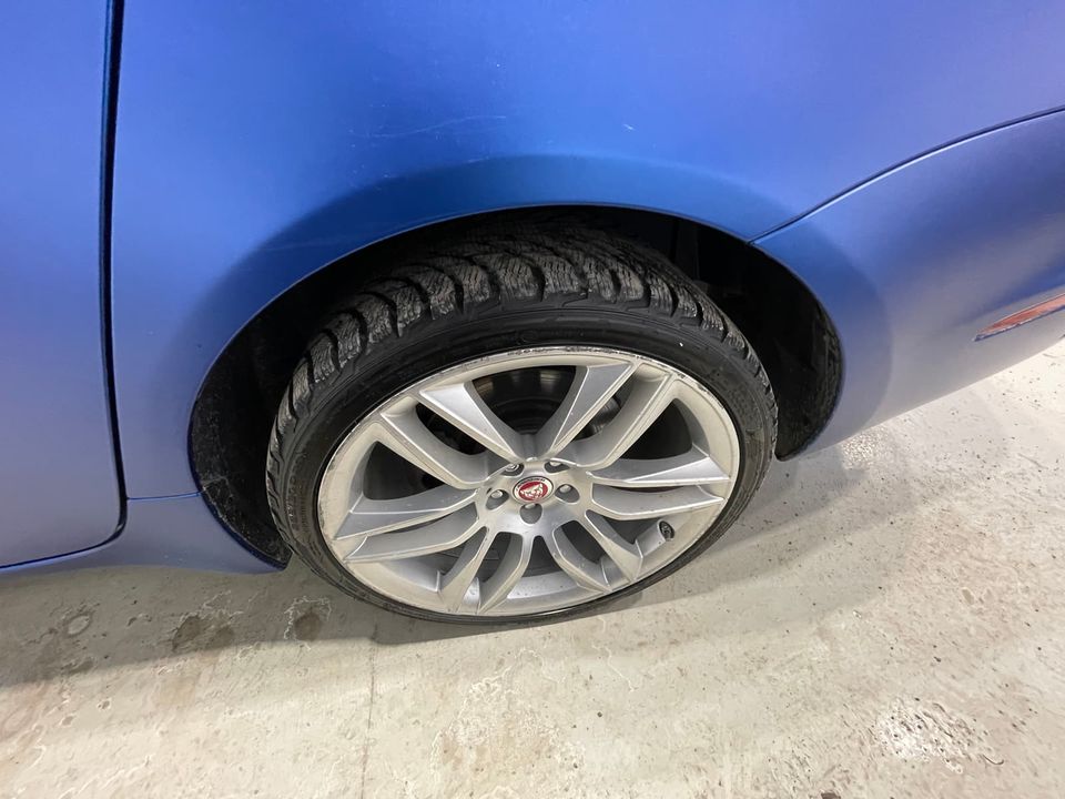 Jaguar XJL 2017 - Image 29