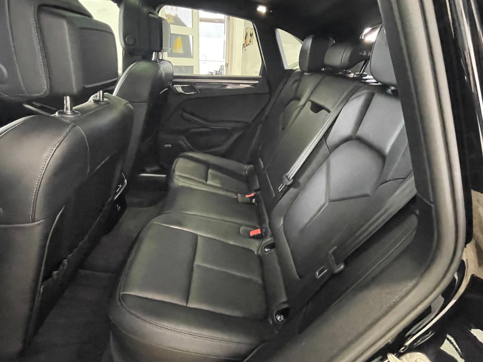 Porsche Macan 2021 - Image 15