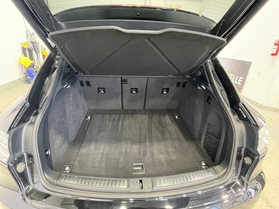 Porsche Macan 2021 - Image 16