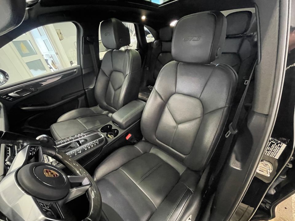 Porsche Macan 2021 - Image 28