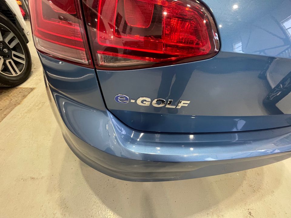 Volkswagen e-Golf 2016 - Image 36