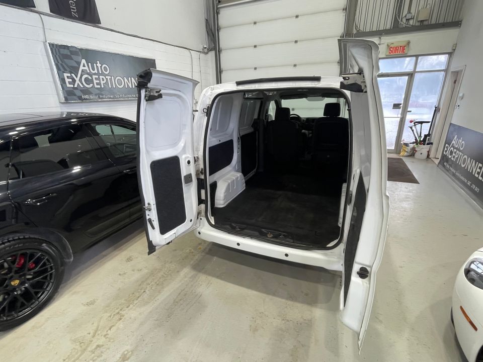Nissan NV200 Compact Cargo 2020 - Image 14