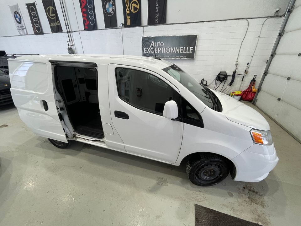 Nissan NV200 Compact Cargo 2020 - Image 21