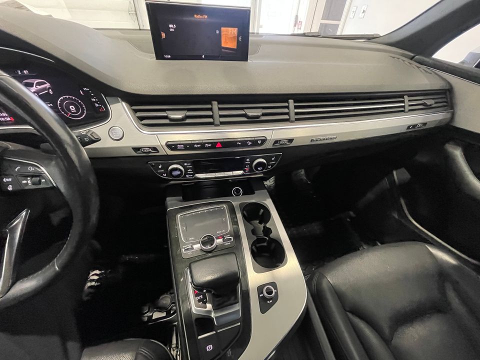 Audi Q7 2017 - Image 22