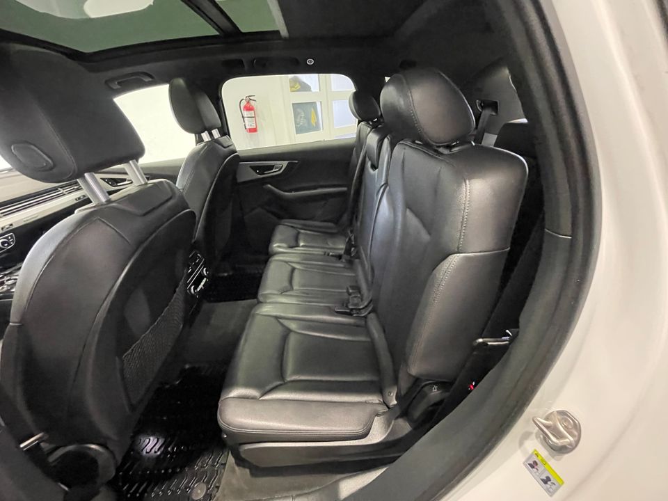 Audi Q7 2017 - Image 30