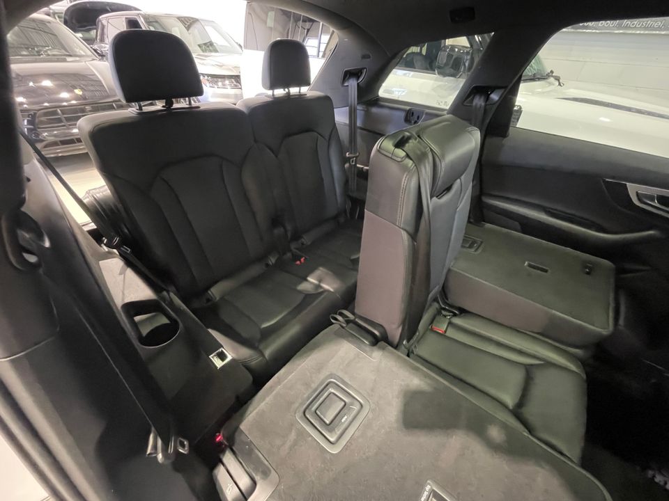 Audi Q7 2017 - Image 38