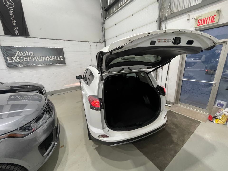 Toyota RAV4 2017 - Image 30