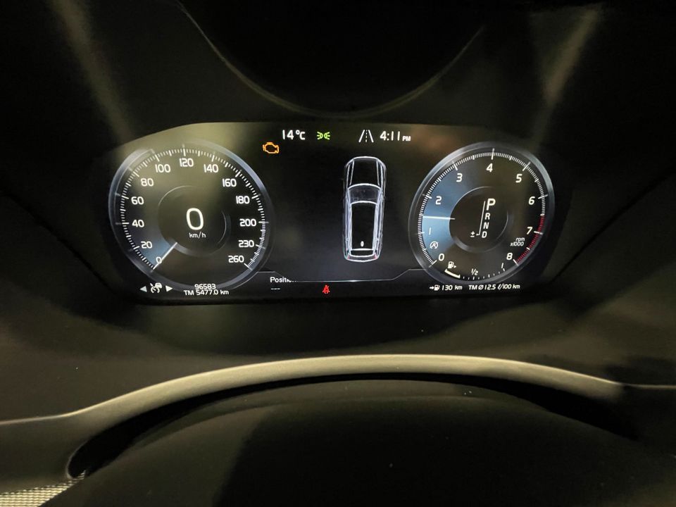 Volvo XC90 2018 - Image 10