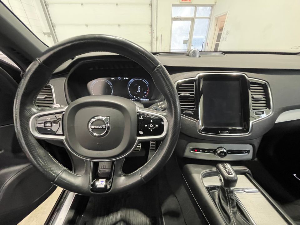 Volvo XC90 2018 - Image 16