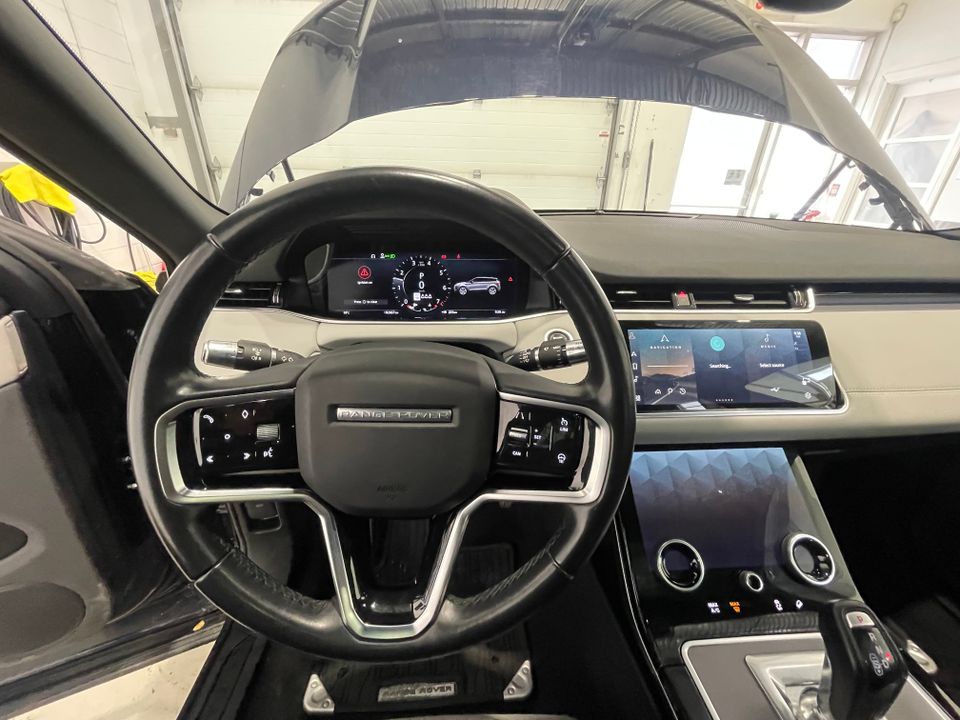 Land Rover Range Rover Evoque 2021 - Image 37