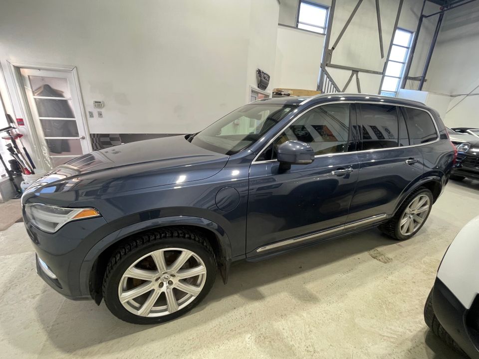 Volvo XC90 Hybrid 2018 - Image 11