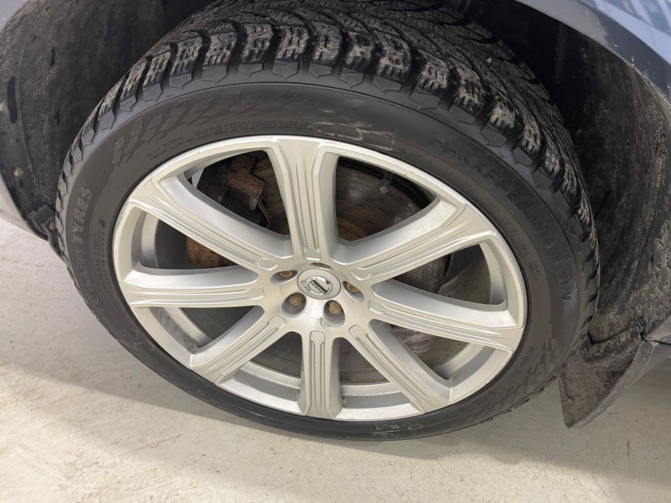 Volvo XC90 Hybrid 2018 - Image 40