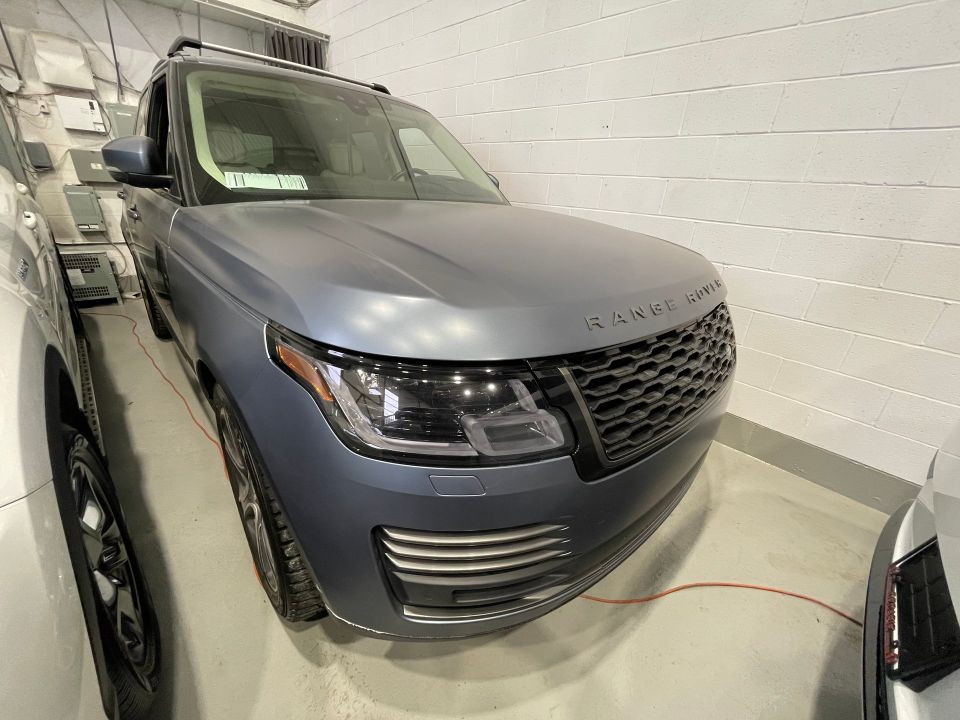 Land Rover Range Rover 2021 - Image 1