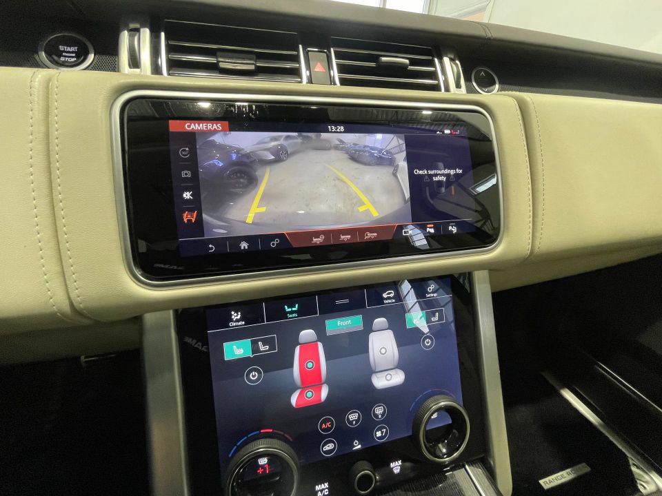 Land Rover Range Rover 2021 - Image 38