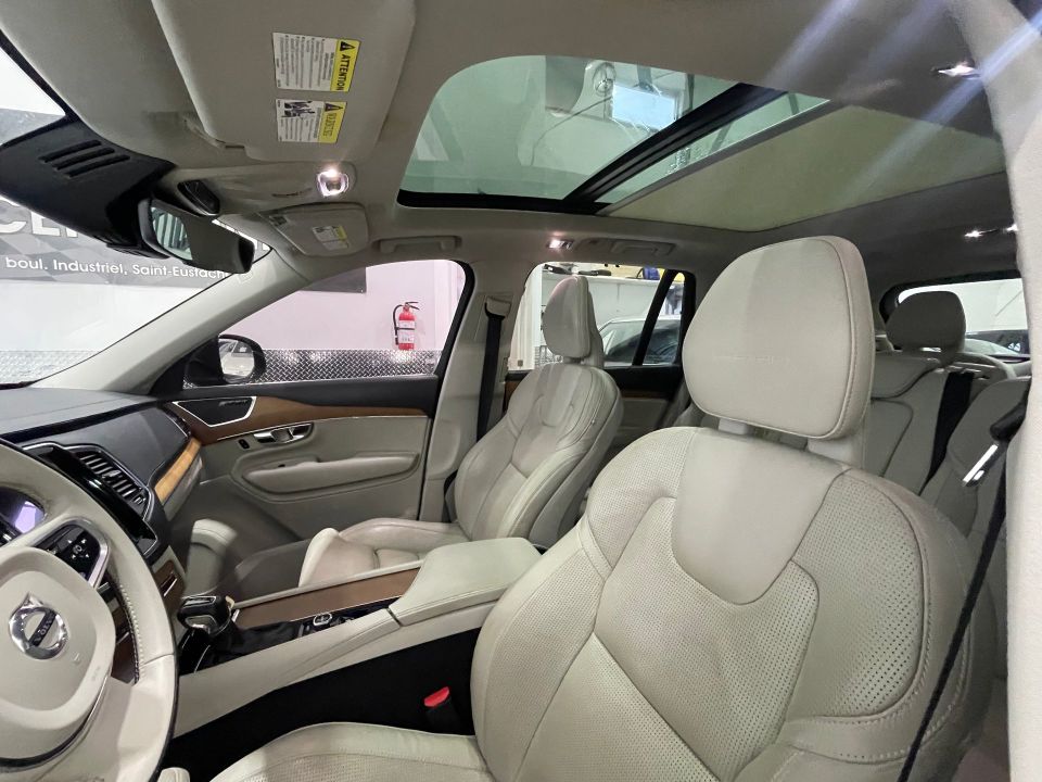 Volvo XC90 2016 - Image 23