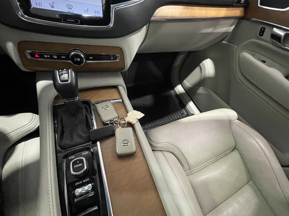 Volvo XC90 2016 - Image 48