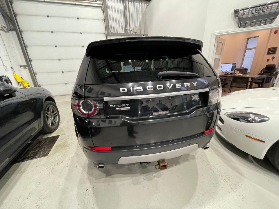 Land Rover Discovery Sport 2016 - Image 11