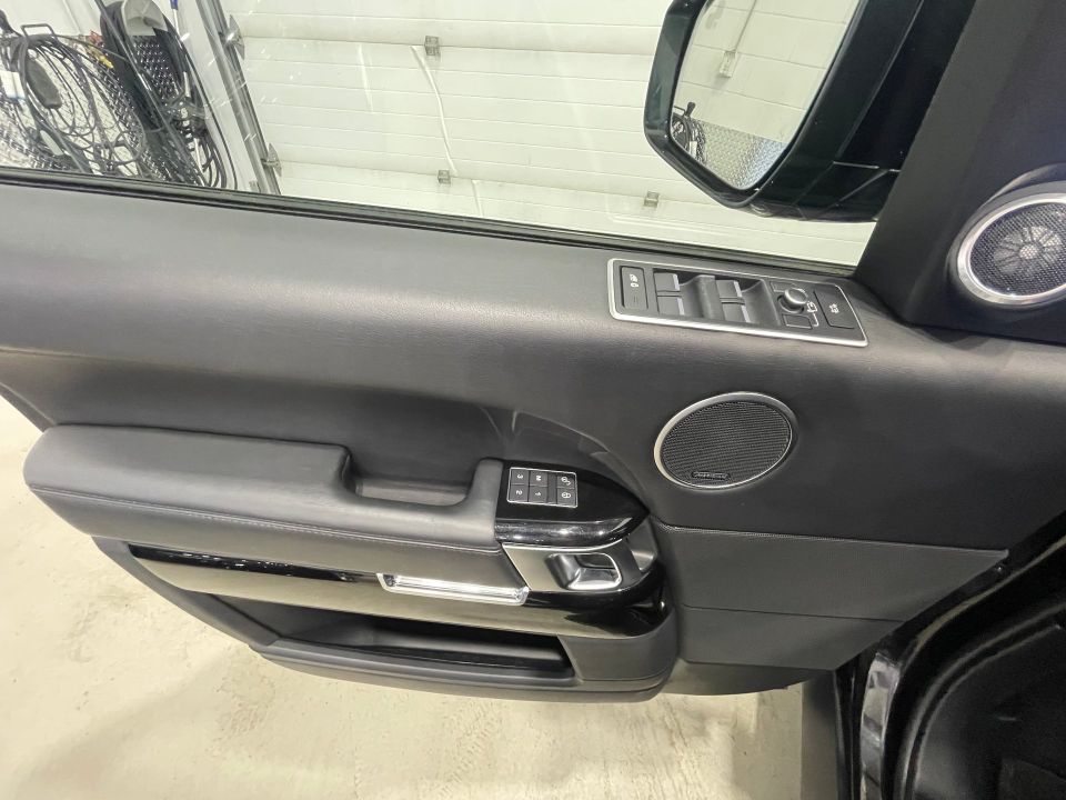 Land Rover Range Rover 2016 - Image 35