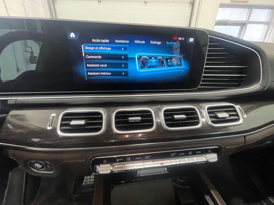 Mercedes-Benz GLS 450 2023 - Image 39